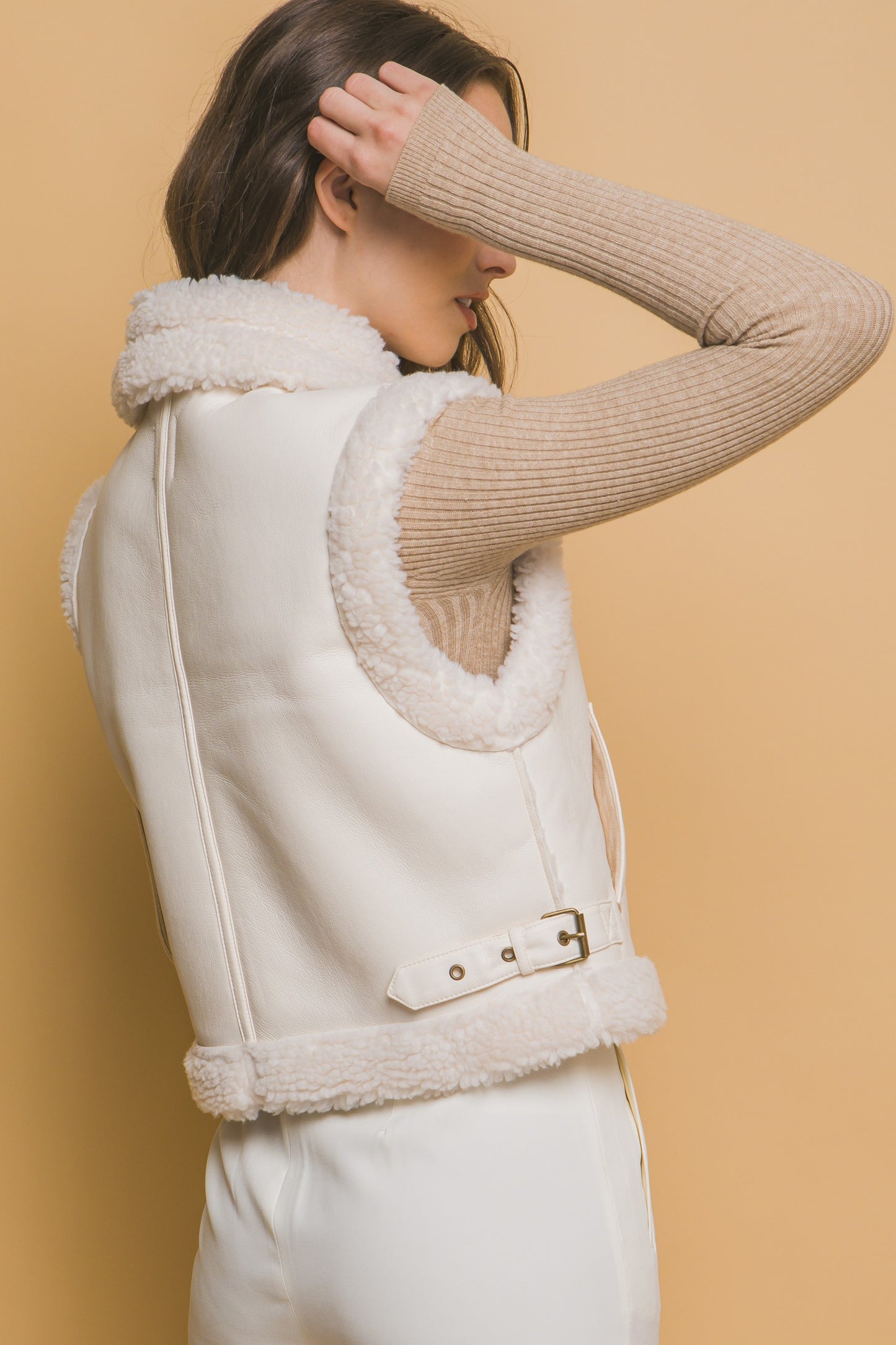 Wander Vest - Ivory