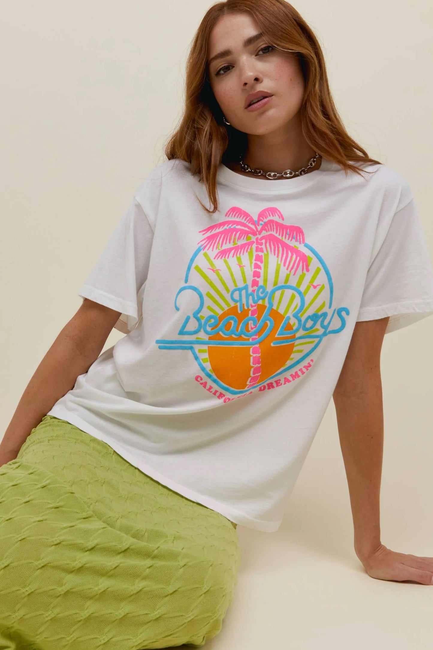 White With Neon Coloring The Beach Boys California Dreamin Boyfriend Tee