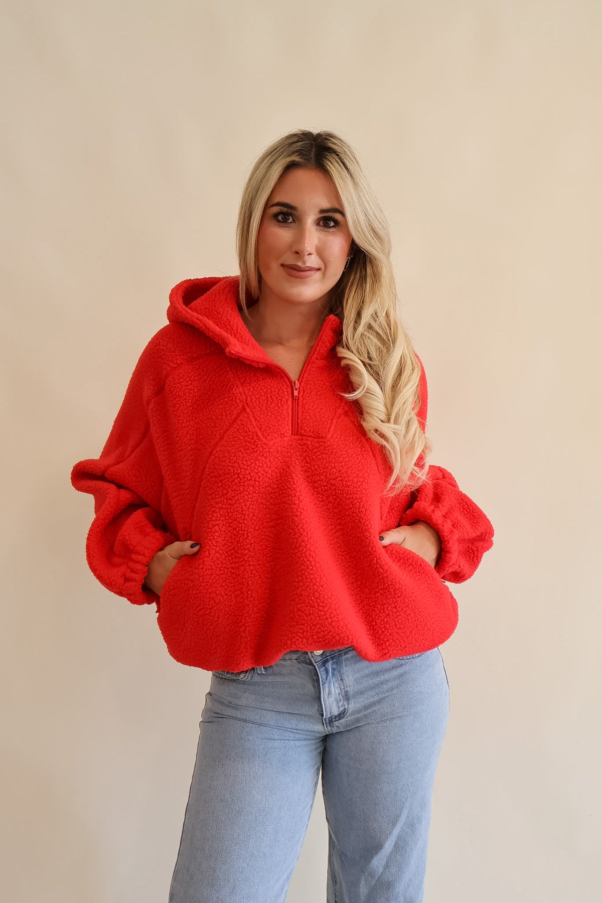 Callie Pullover red