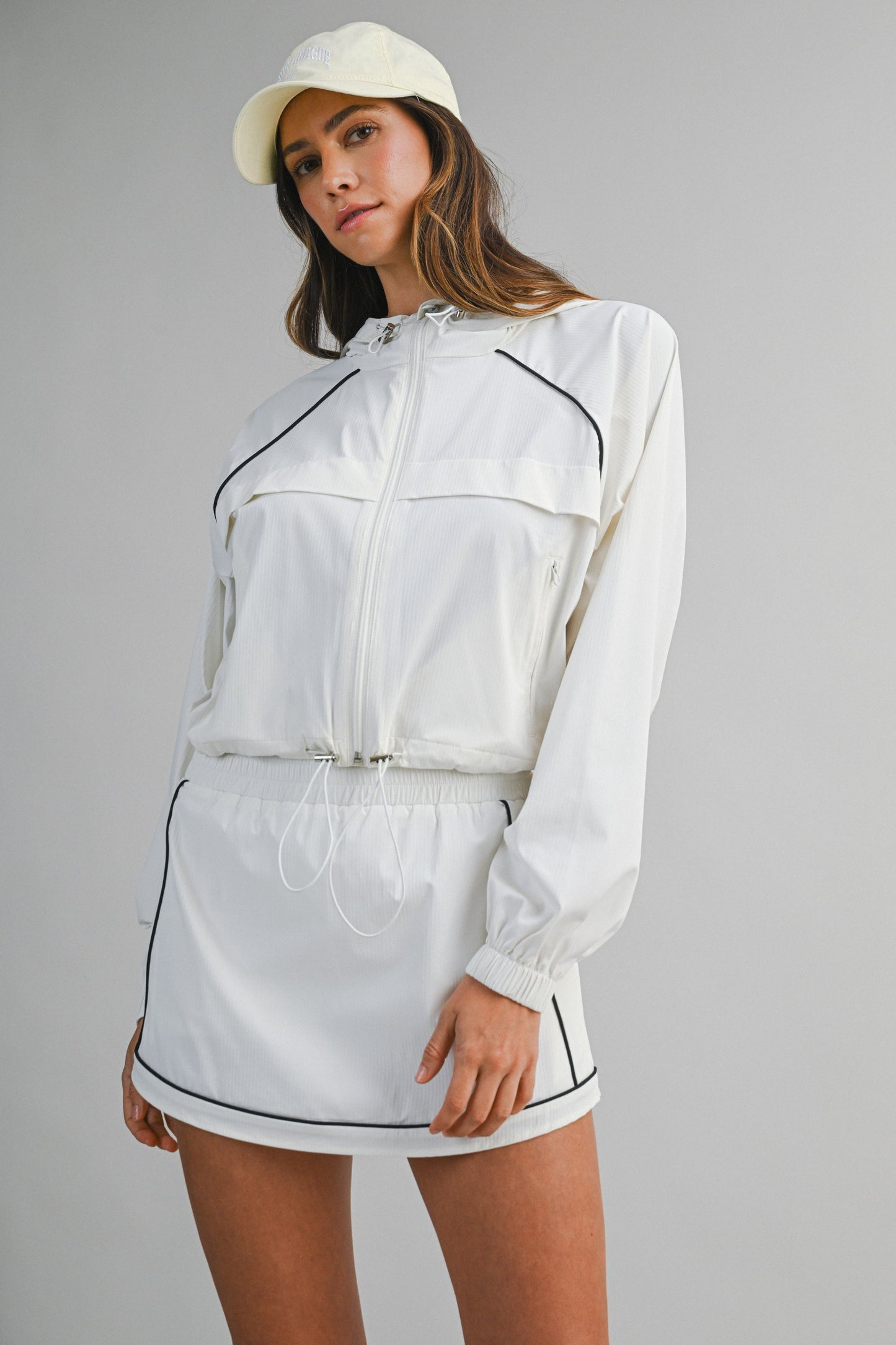 In Motion Set - White