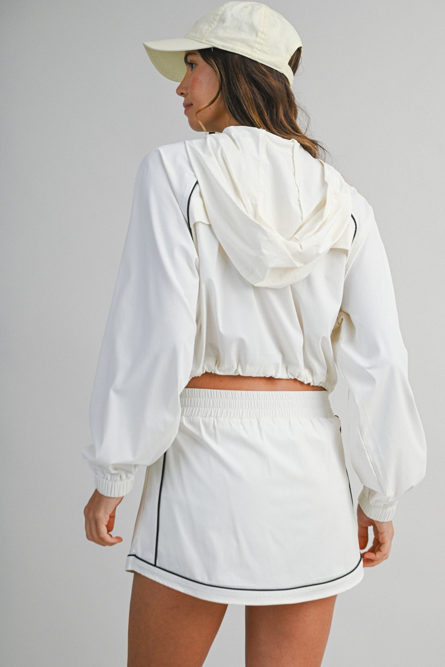 In Motion Set - White