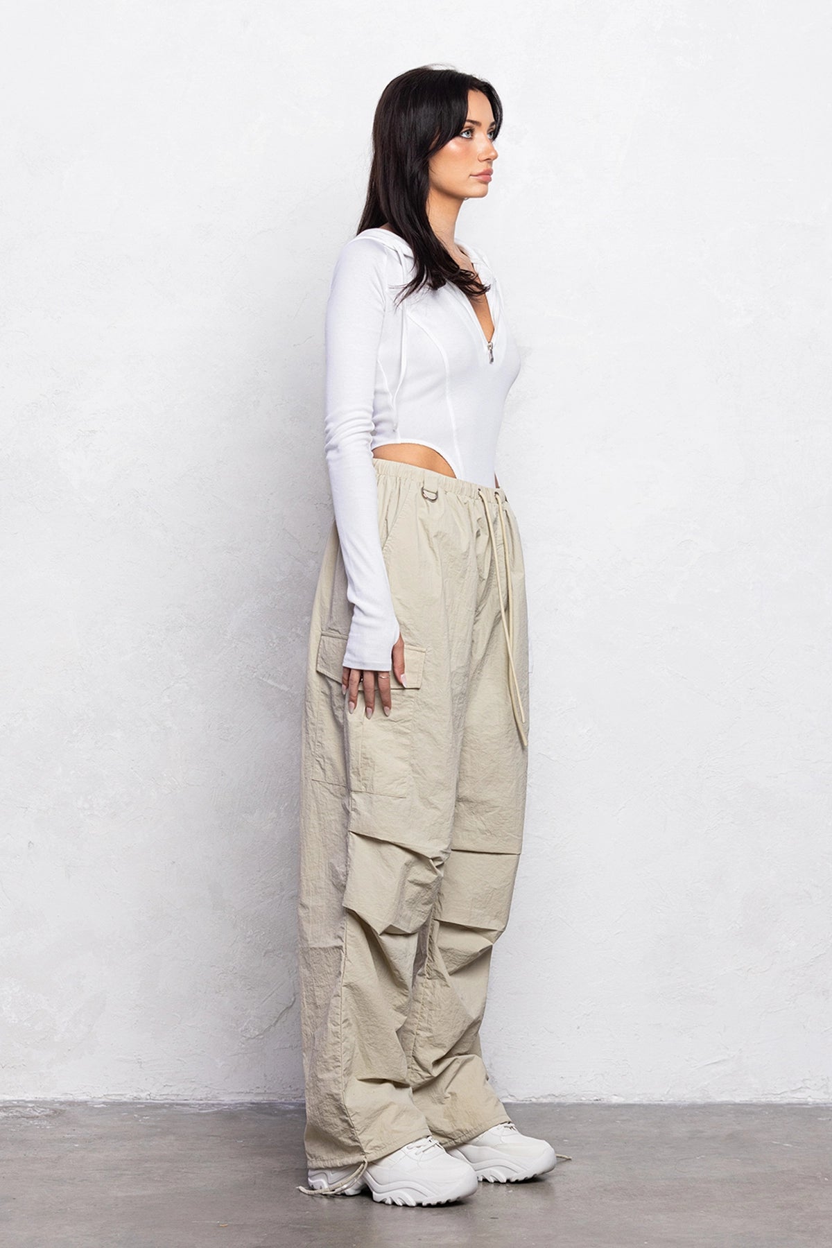 Rhea Cargo Pants -Beige