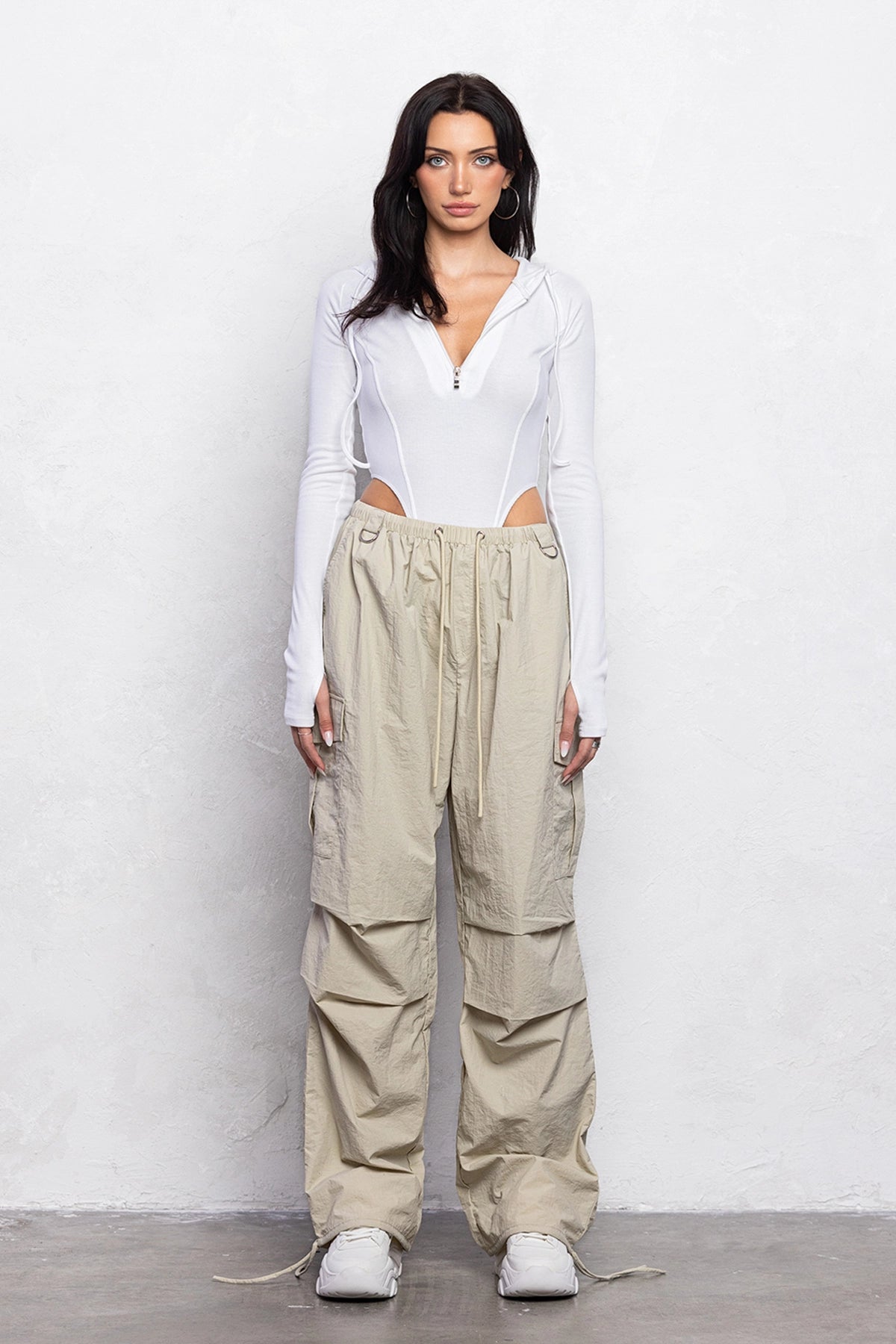 Rhea Cargo Pants -Beige