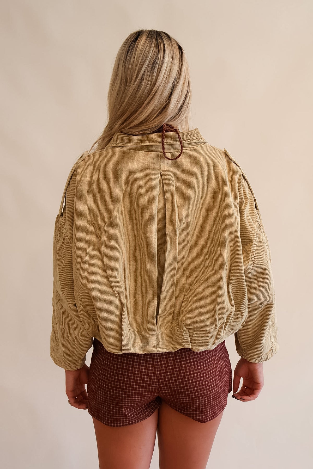 The Saint Coduroy Jacket beige