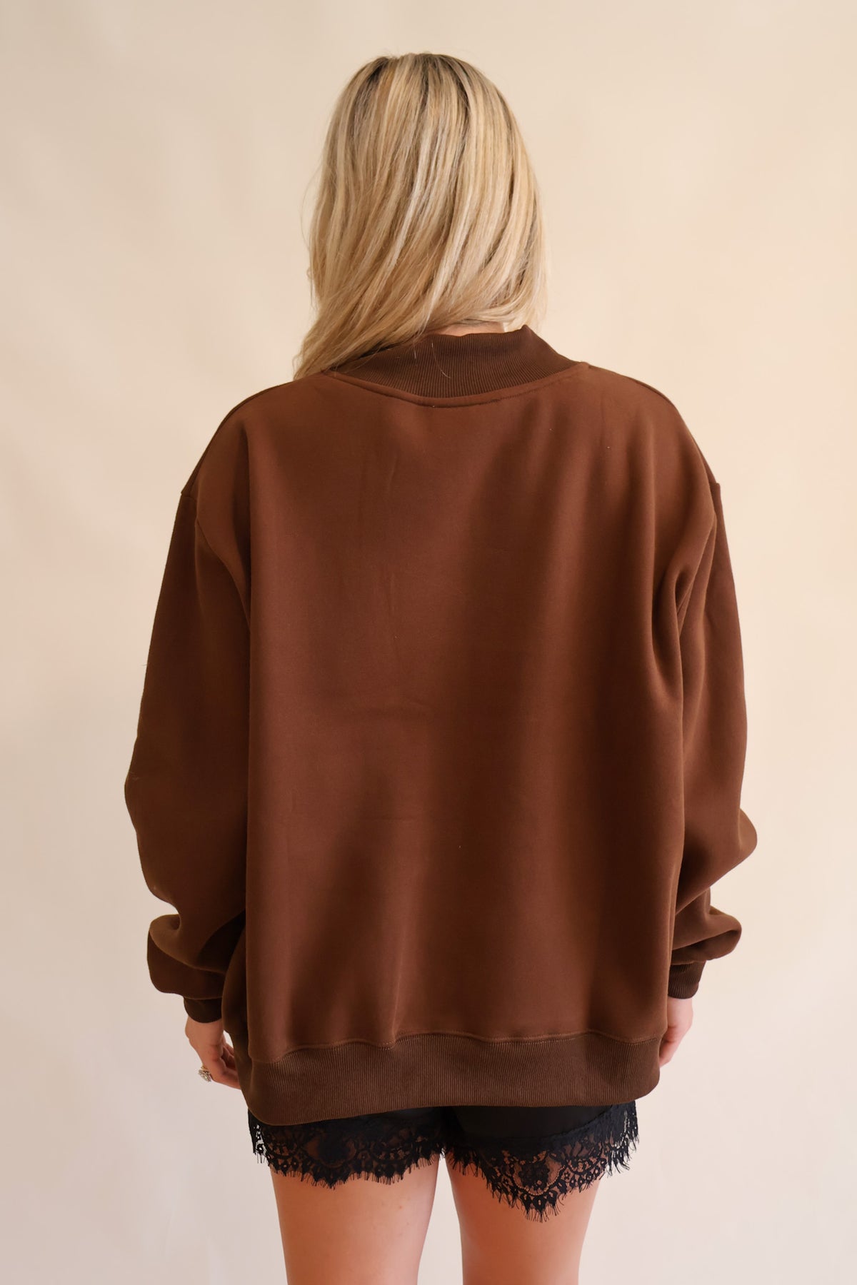 Holiday Mockneck Grateful - Brown