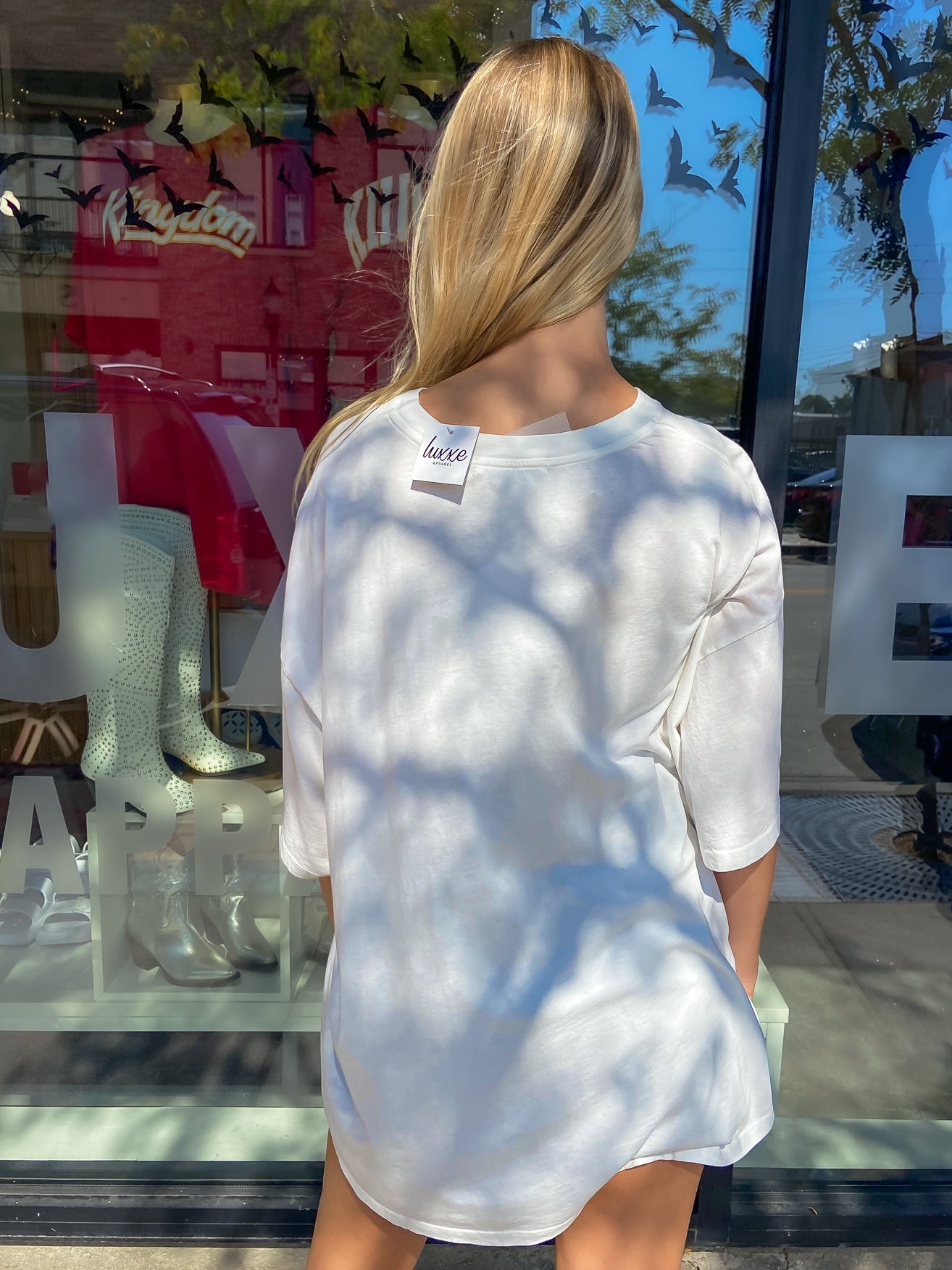 Sun Records X Elvis Repeat One Size Tee in Vintage White | Daydreamer