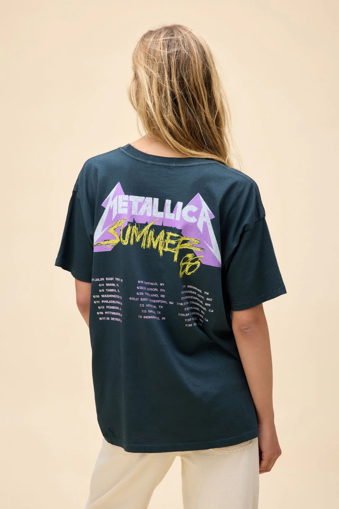 Metallica Damaged Justice Tee