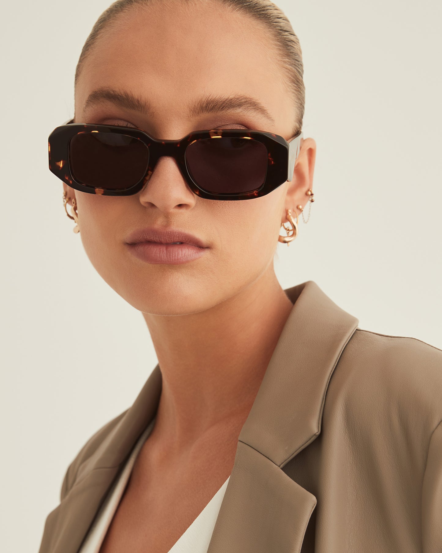 Nina Sunglasses - Auburn