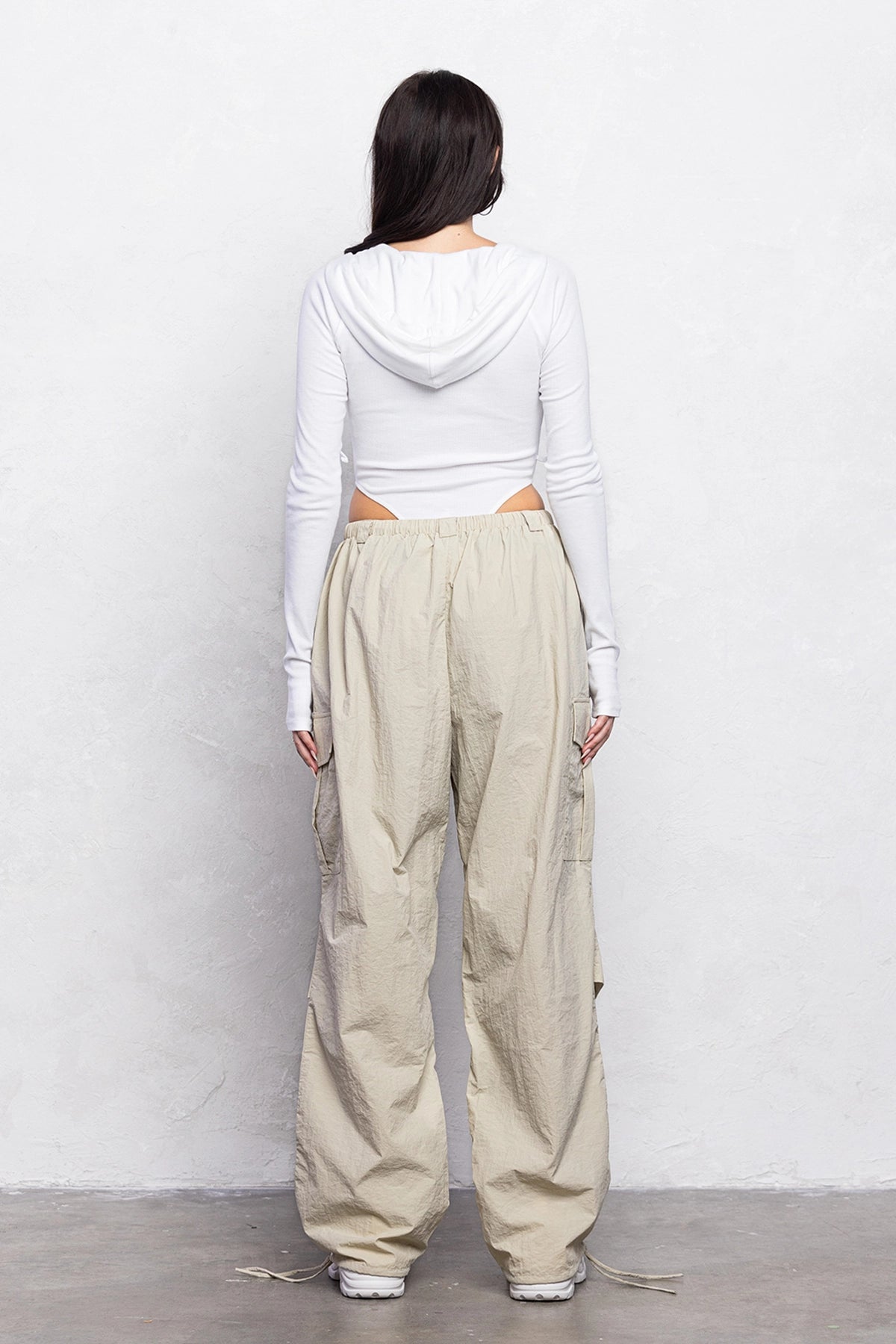 Rhea Cargo Pants -Beige